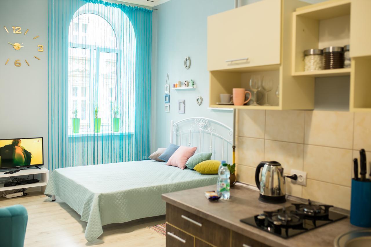 Romantic Apartment In The Center Of Old Lviv Bagian luar foto